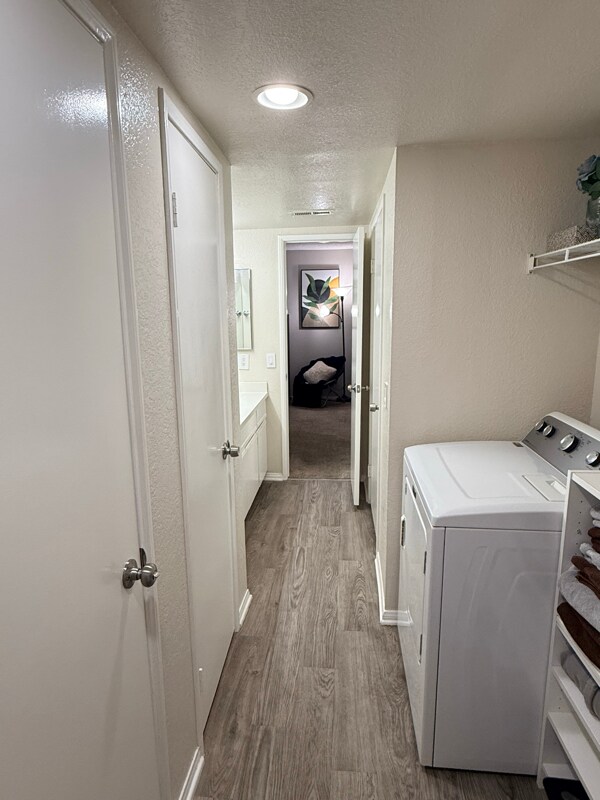 Foto del edificio - 10655 Lemon Ave