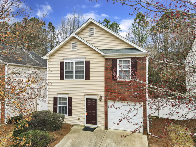 Building Photo - 225 Osmanthus Way