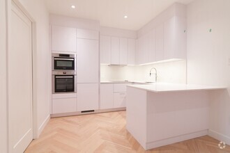 Building Photo - 590 Av. Outremont
