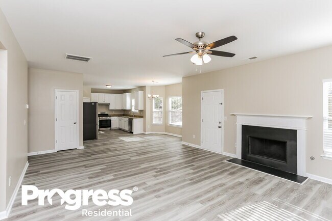 Foto del edificio - 4225 Fourth Rail Ln