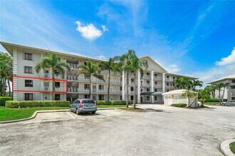 Building Photo - 6181 Balboa Cir