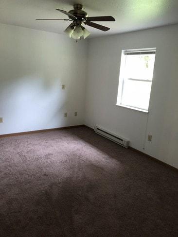 Building Photo - 429 N Park Ln