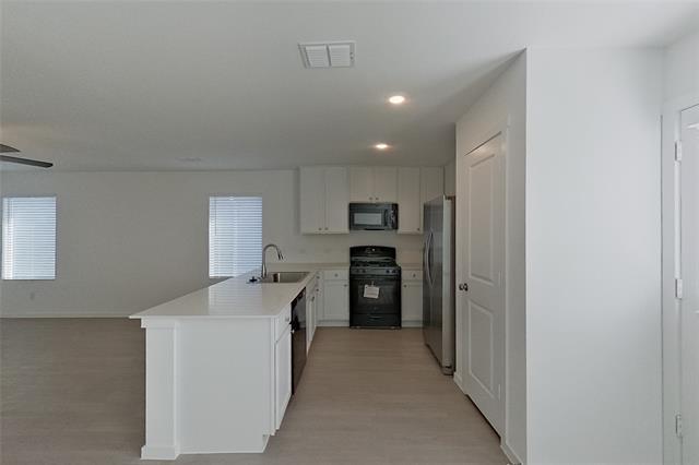 Foto del edificio - 831 Ginkgo Wy