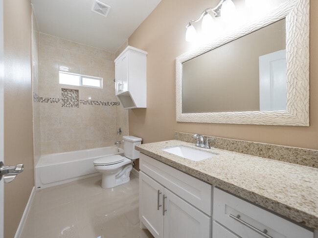 Fotografía del edificio - 1809 Taft St