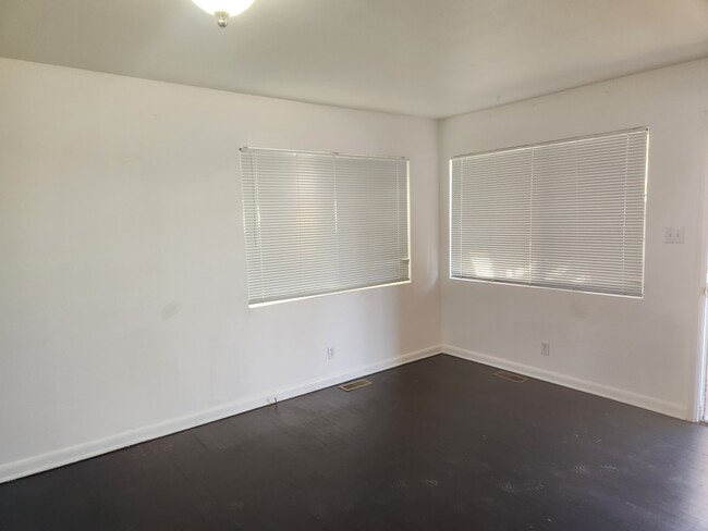 Foto del edificio - 1301 N 3rd St