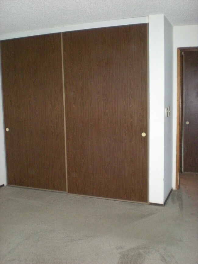 Foto del edificio - 909 SW Holden St