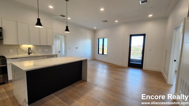 Foto del edificio - 50 Leo M Birmingham Pkwy