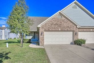 Building Photo - 2304 Blanche Ln