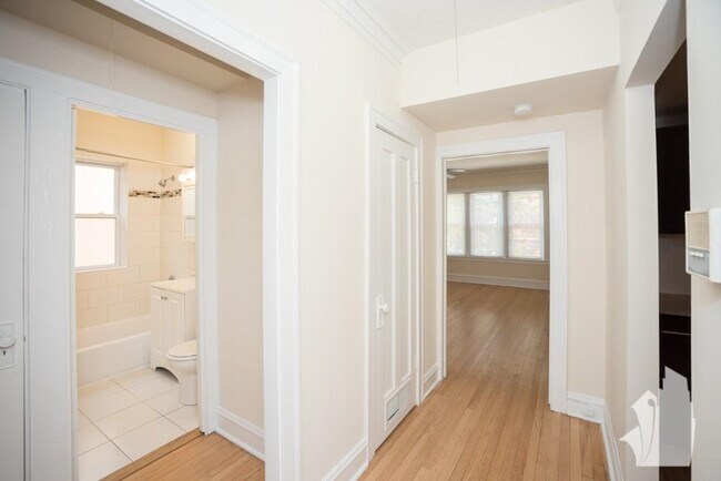 Foto del edificio - 5206 N Leavitt St