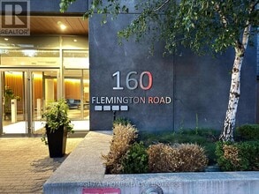 Building Photo - 160 Flemington Rd