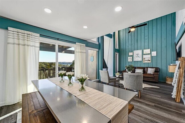 Foto del edificio - 115 Comanche Dr