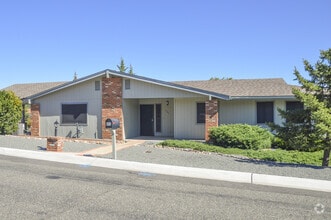 Building Photo - 685 Dragonfly Dr