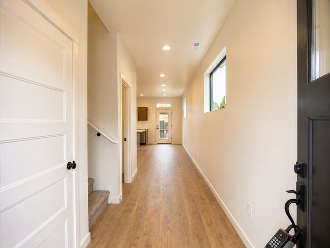 Foto del edificio - 10112 NE 45th Ct