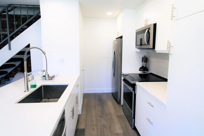 Foto del edificio - 72577 Edgehill Dr