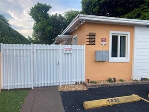 Building Photo - 1034 NW 2nd St