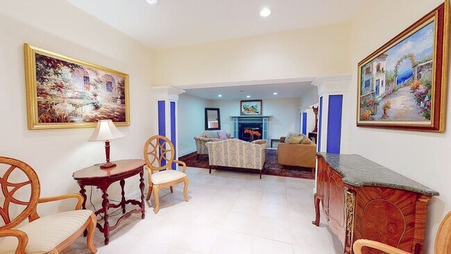 Foto del edificio - 9710 Middleton Ridge Rd