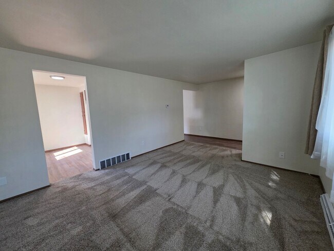 Foto del edificio - 1263-1265 Meadow Ln