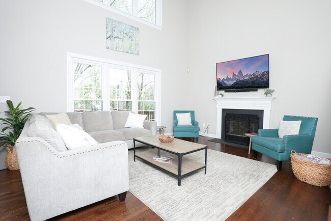 Foto del edificio - 10315 Rougemont Ln