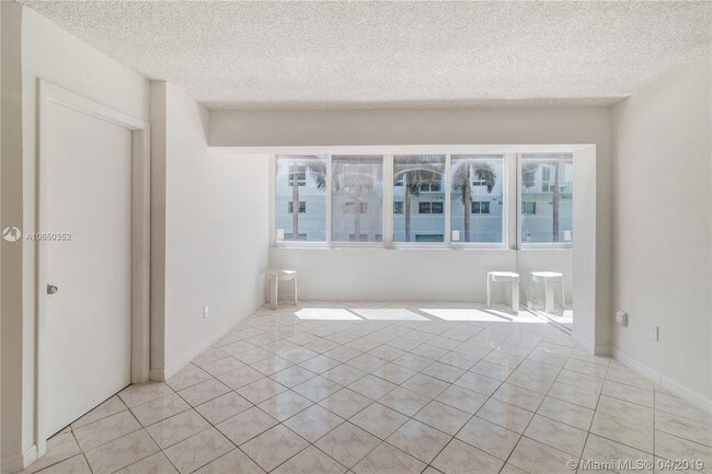 Foto del edificio - 419 NE 19th St