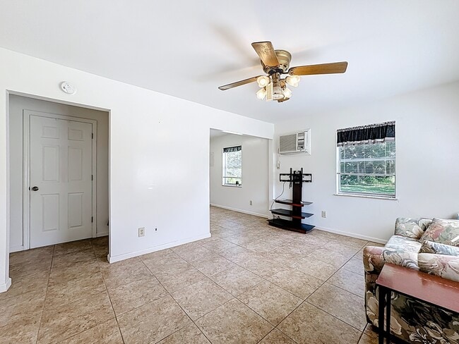 Foto del edificio - 13810 Co Rd 512