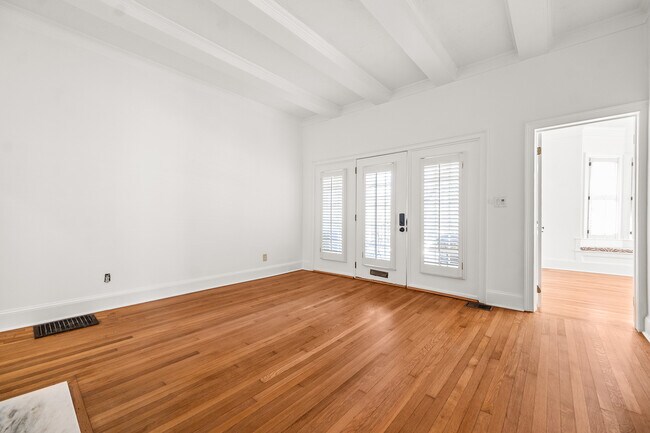 Foto del edificio - 12 Avery Dr NE