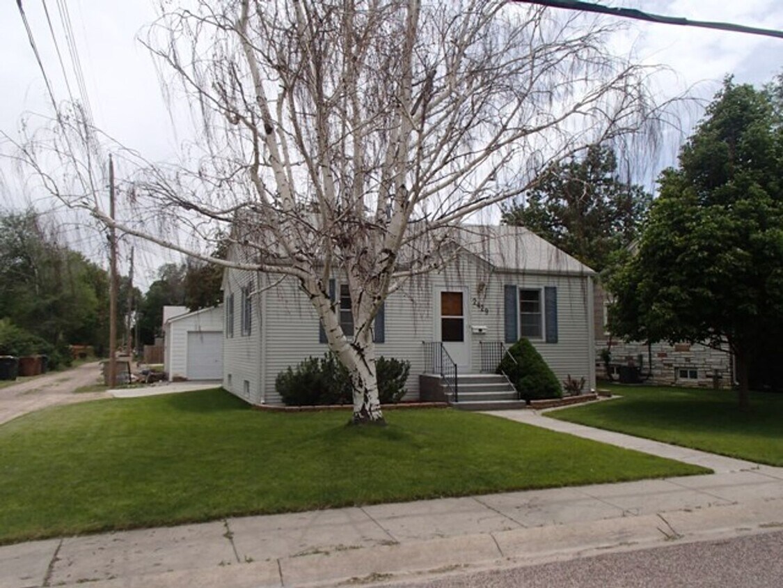 Foto principal - Pet Friendly, Garage, Central air.