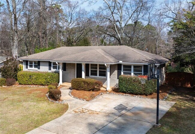 Foto del edificio - 1721 Hudson Woods Trail