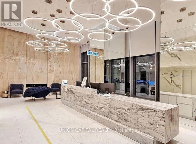 Building Photo - 251 Jarvis St