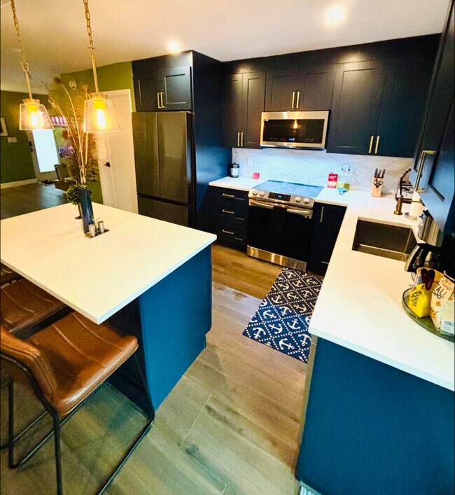 Foto del edificio - 1707 SW 24th St