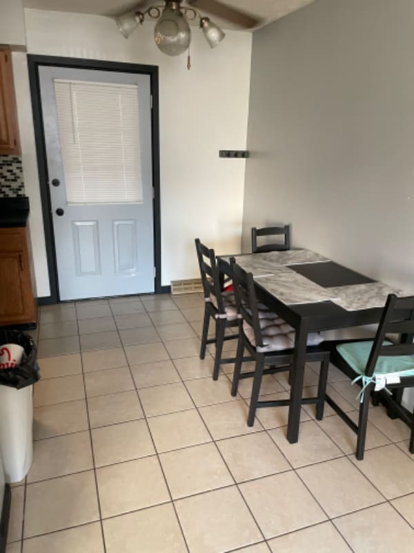 Building Photo - 153 Palomino Dr