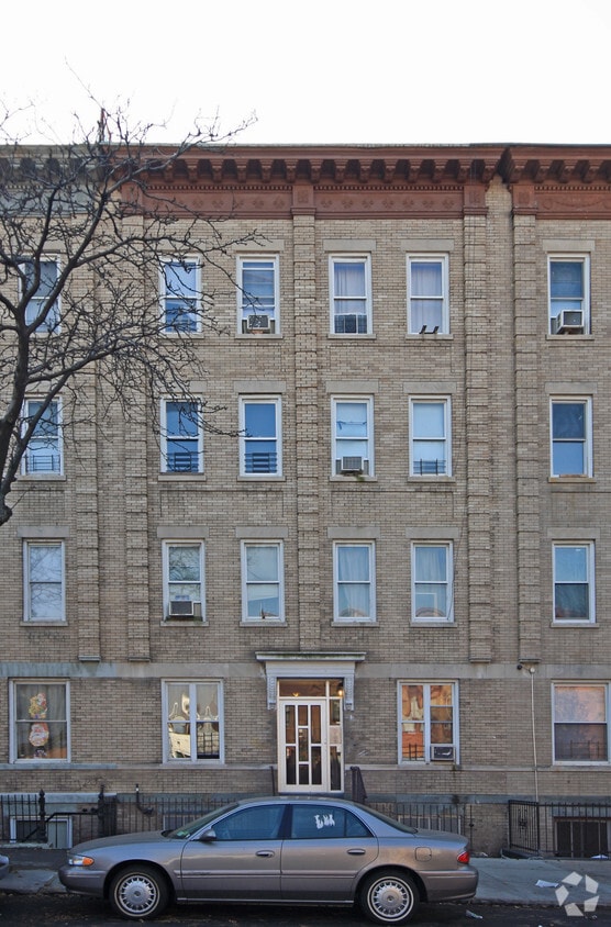 Primary Photo - 462 Prospect Ave