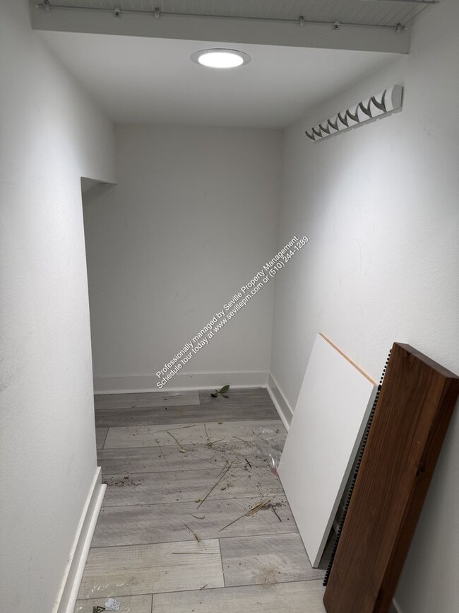 Building Photo - 02/2026