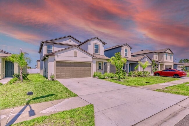 Foto del edificio - 111 Rain Lily Ave