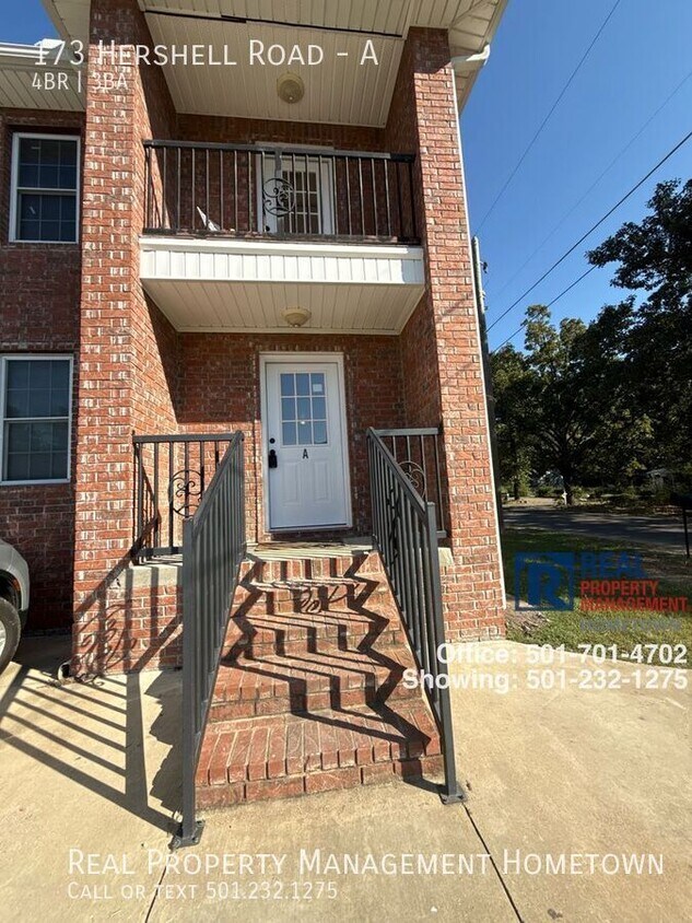 Foto principal - 173 Hershell Rd