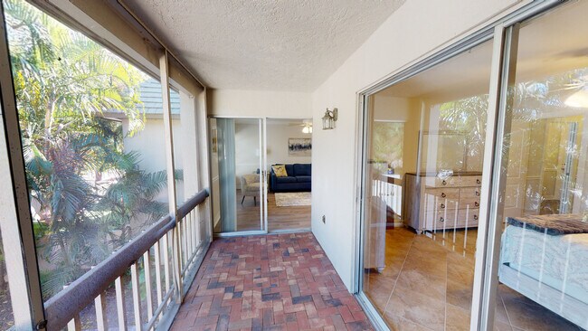 Building Photo - 3350 S Osprey Ave