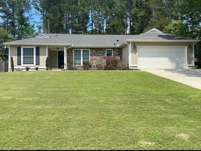 Foto del edificio - 654 Tara Ln