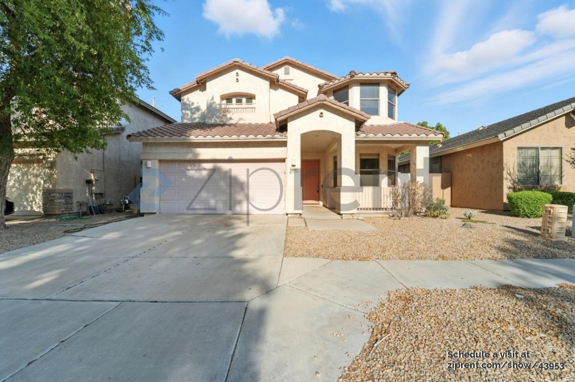 Foto principal - 6841 S 26th Pl