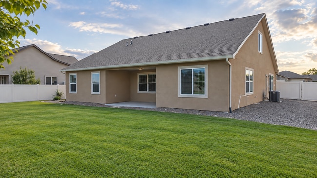 Building Photo - 2990 Lurvey Ln