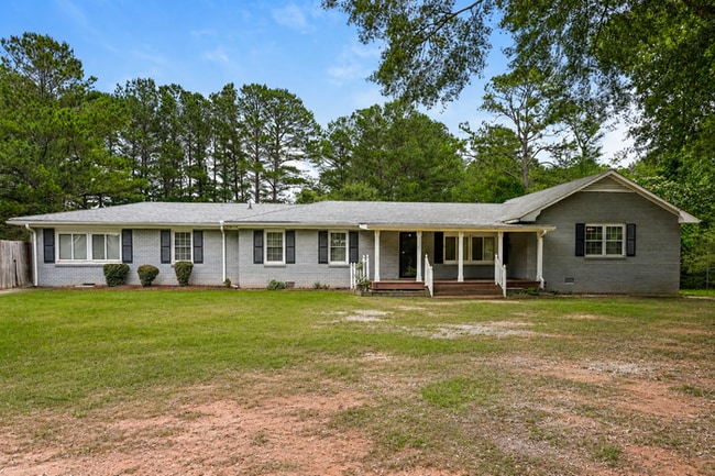 Building Photo - 325 Longview Rd