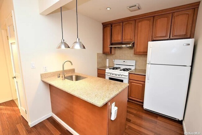 Foto del edificio - 43-33 42nd St