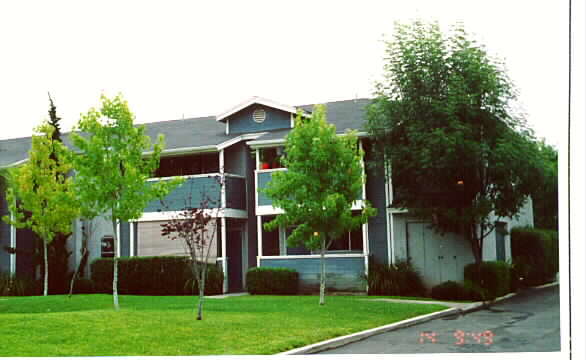 Foto del edificio - 7461-7469 Daytona St