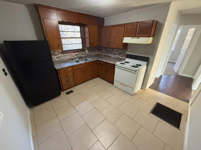 Photo - 5009 Brewer Ct Apartment