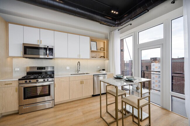 Foto del edificio - 2725 Thatcher Ave