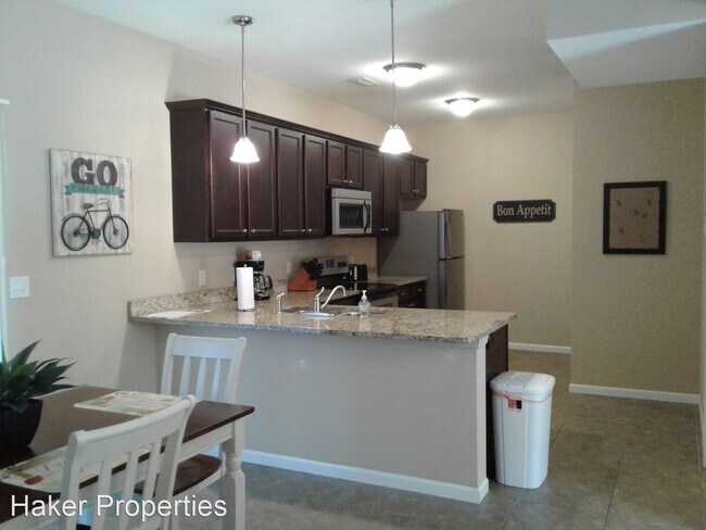 Foto del edificio - 1409 Wilkes Blvd