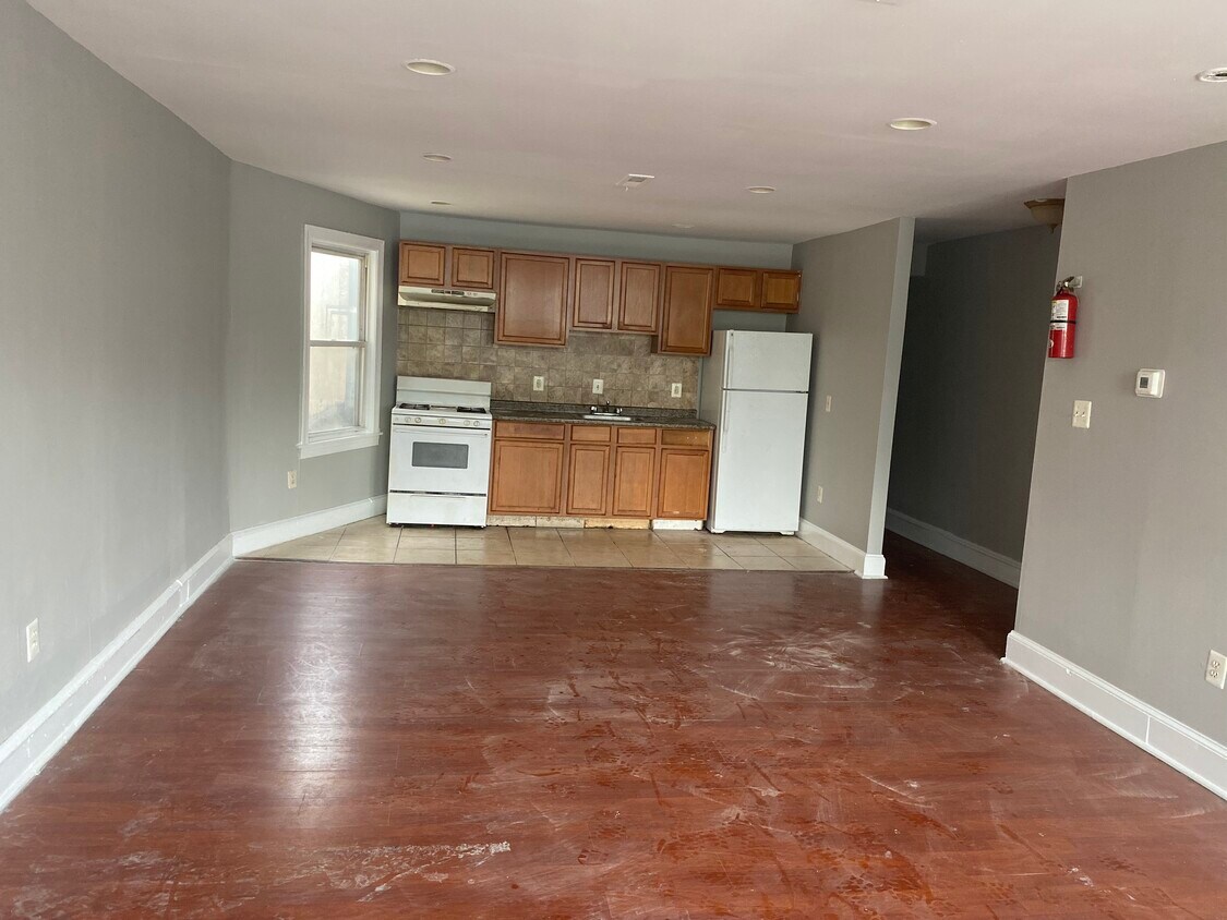 706 E Baltimore Ave Unit 1, Lansdowne, PA 19050 Apartments 706 E Baltimore Ave Lansdowne, PA