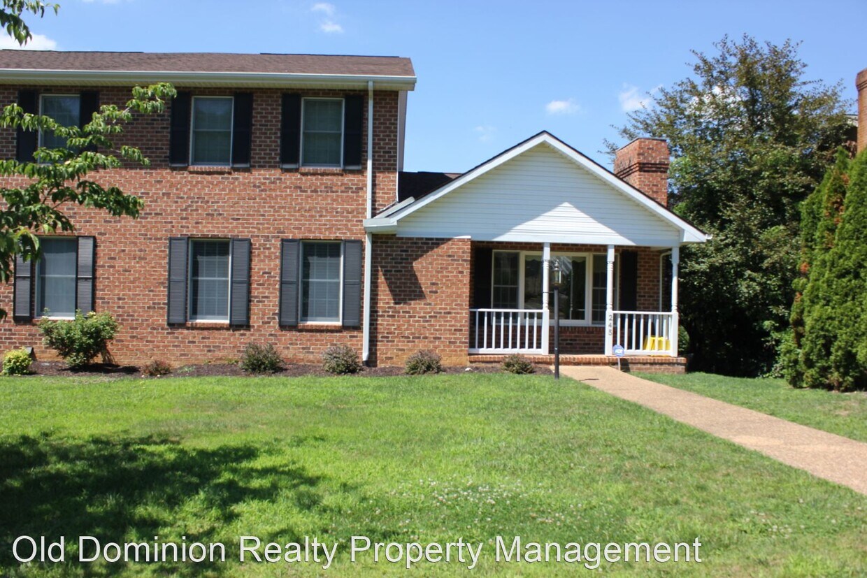 Primary Photo - 3 br, 2.5 bath House - 245 Emerald Drive