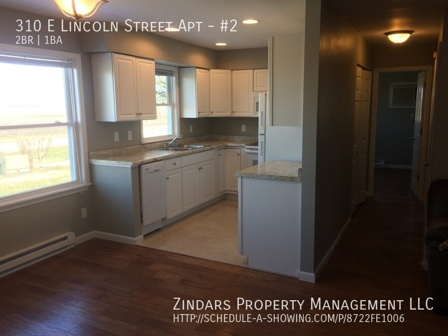 310 E Lincoln St Unit 2, Sheldon, IL 60966 Room for Rent in Sheldon