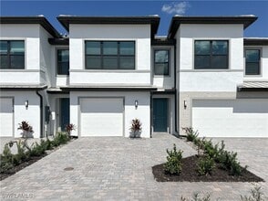 Building Photo - 27831 Solis Grande Dr