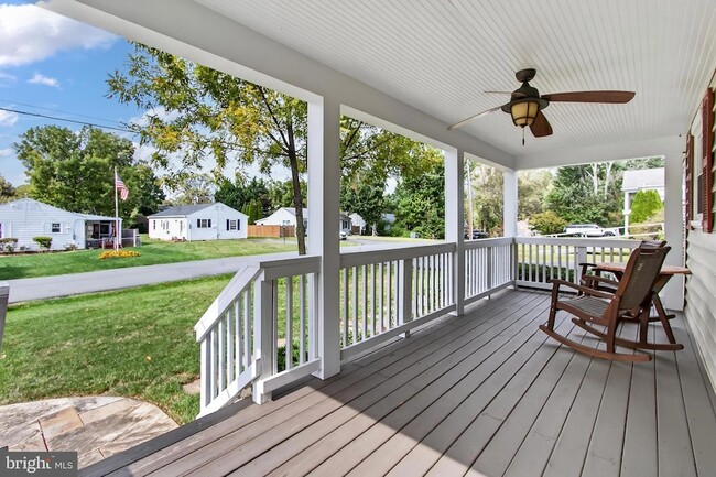 Building Photo - 2951 Rosemary Ln