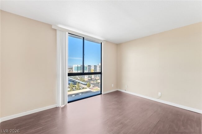 Building Photo - 741 Autumn Moon Dr
